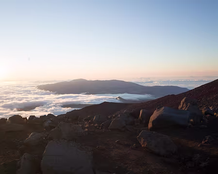 2016_10_27_05-47-37 Lever de soleil sur le volcan de la Fournaise