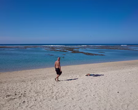 2016_11_02_08-48-55 Baignade dans le lagon de Saint-Pierre, avec une multitude de poissons multicolores au bord des coraux