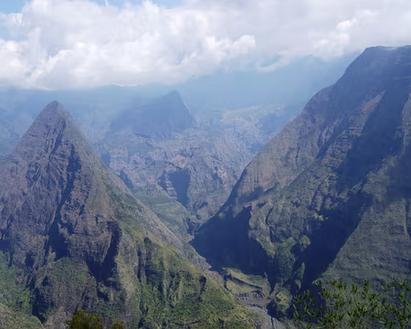 DSCF8730 Mafate vu depuis le kiosque du Cap Noir