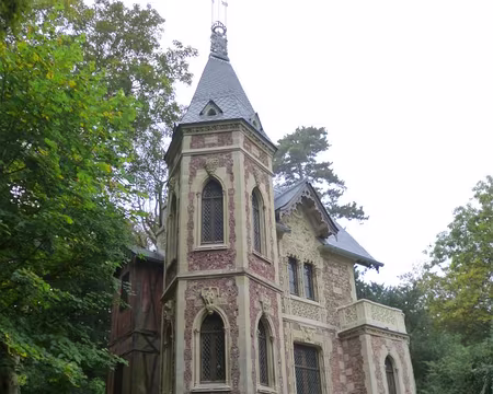 P1020733 Le Château d'If, néogothique, entouré d'eau, Alexandre Dumas (1802-1870) en fit son cabinet de travail...