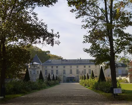 P1020755 Château de la Malmaison. Joséphine y vécut de 1799 jusqu'à sa mort en 1814.
