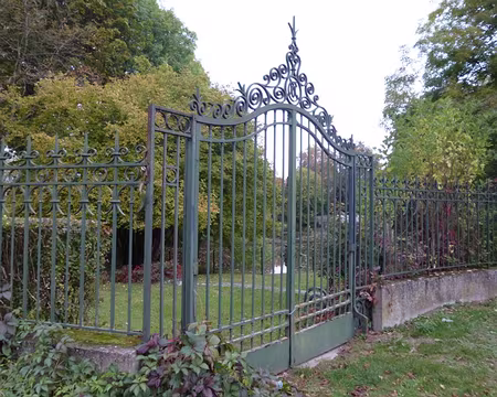 P1020776 Pièce d'eau de l'ancien parc du château de Richelieu