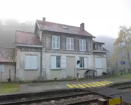 P1020828 Ancienne gare de Longpont (Aisne) transformée...