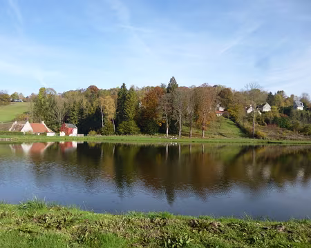 P1020846 Etang de Montgobert traversé par le ru de Retz. Notre lieu de pique-nique.
