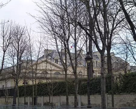 P1030462 Le Palais de l'Elysée de style classique, début XVIIIè s.