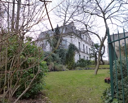 P1030491 Le château des Brouillards, folie de fin XVIIIè s.