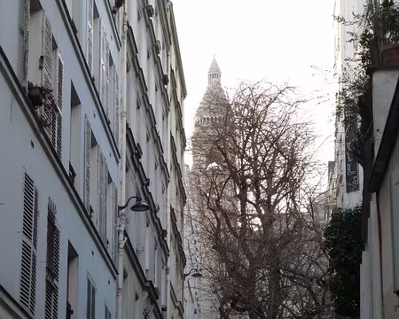 P1030510 Rue du Chevalier de la Barre.