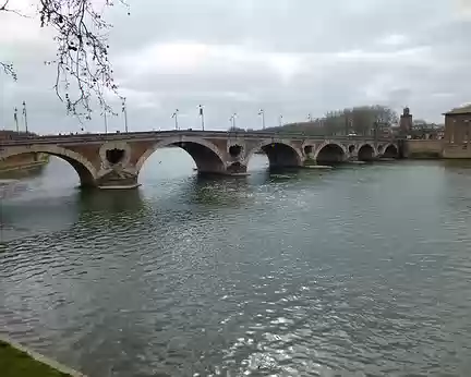 P1030985 Le Pont Neuf inauguré par Louis XIV en 1659.