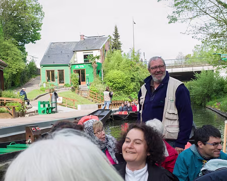 2017_04_30_09-51-21 Départ en barque pour visiter les Hortillonages