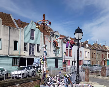 P1040352 Arbre à souhaits, quartier Saint-Leu