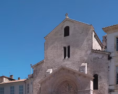 01 Arles, l'église St Trophime