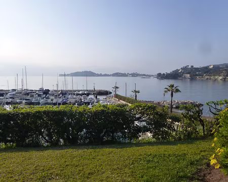 P1040197 Le port de Beaulieu-sur-Mer et la presqu'île de Saint-Jean-Cap-Ferrat
