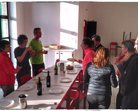 053 l'heure de l'apéro-01 l'heure de l'apéro