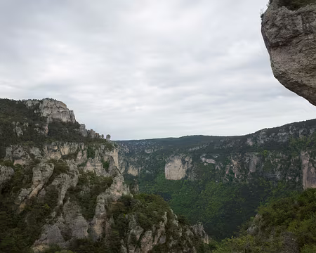 2017_05_05-18_20_54 Vers la jonte et ses 'vases', que nous verrons de plus près dans deux jours