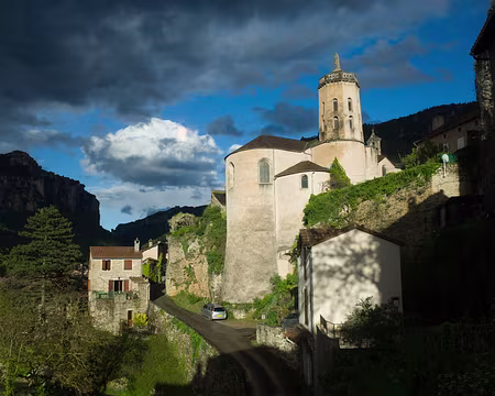 2017_05_06-19_32_30 Église de Peyreleau au soleil de 19h30