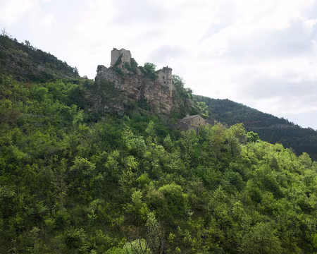 2017_05_08-10_43_40 Montméjean vu d'en bas