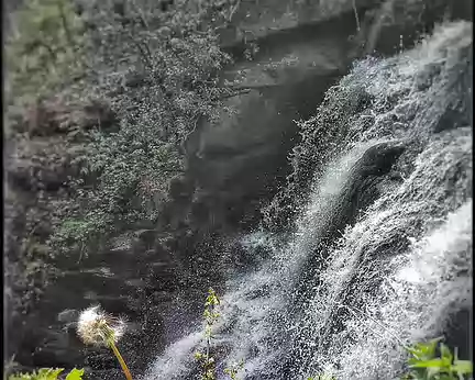 Nivernais (36) cascade des gorges de Narvau