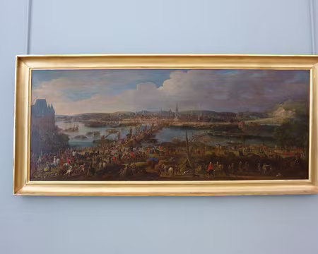 P1040518 ...abritant l'école de Rouen...