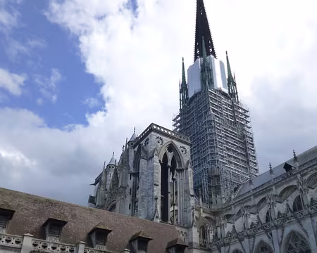 P1040563 Le cloître