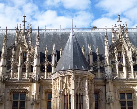 P1040582 ...datant du XVIè s.