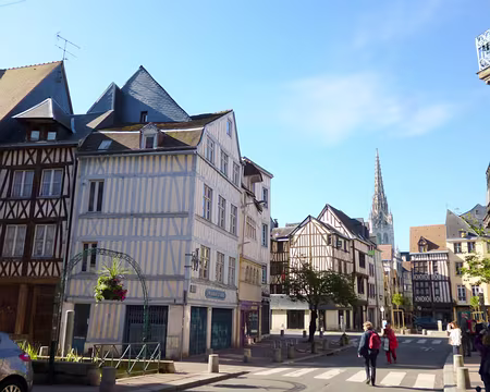 P1040603 Retour vers le centre ville...