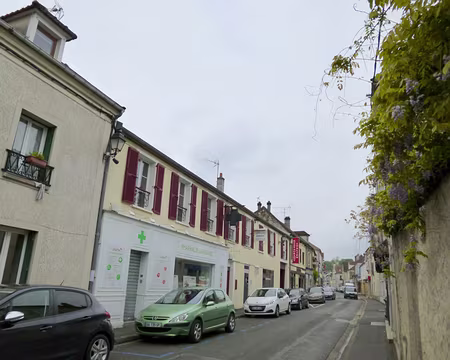 P1040419 Mandres-Les-Roses