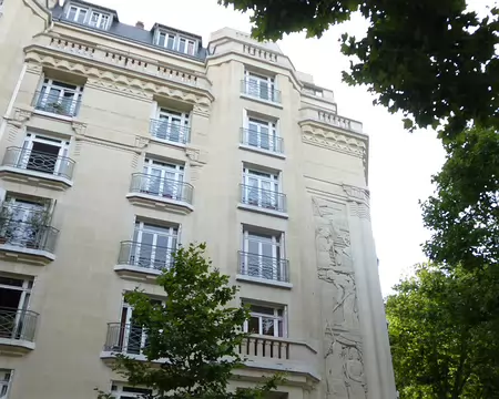 P1050041 Rue Chardon-Lagache (1934)