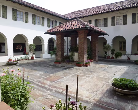 P1040891 le cloître