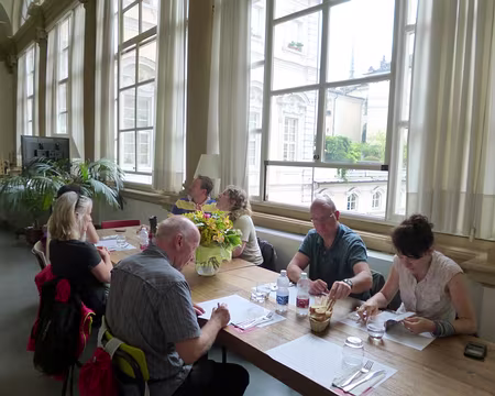 P1040925 Brunch dans cette demeure avec vue sur la Mole.