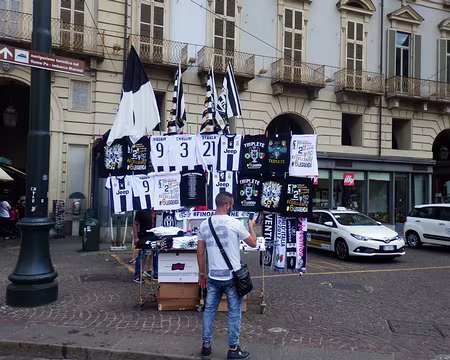 P6031492 Ambiance avant match Juve-Réal