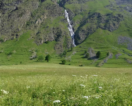 P1220406 Vers Champagny-le-Haut