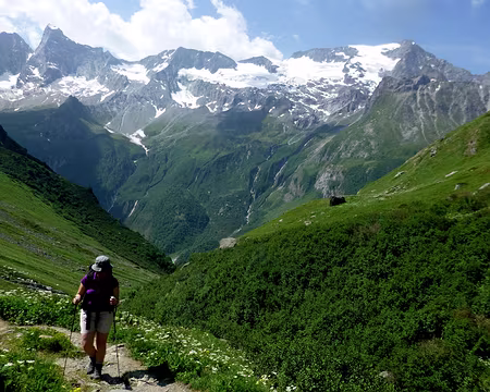 P1220428 En face de nous le Grand Bec (à droite)