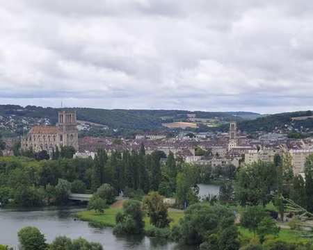 P1050462 Mantes-la-Jolie