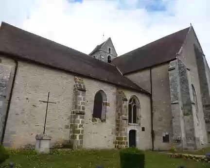 P1050358 Eglise Saint-Quentin, XIè-XVè s....