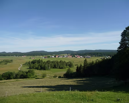 P1070953 Chapelle des Bois, vue du Rispoux des Lacs