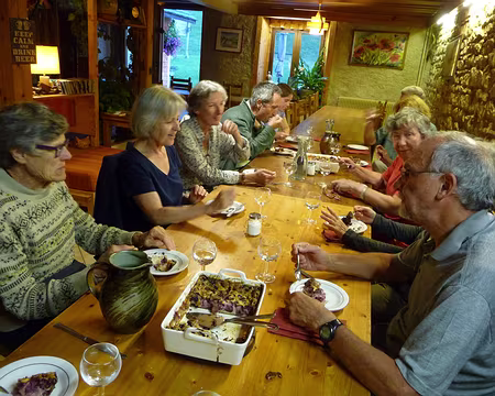 P1070979 Gîte La Grenotte : encore des lasagnes, mais cette fois au saumon et elles sont moelleuses !!!