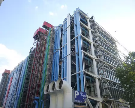 P1050386 Centre Georges-Pompidou (1977)
