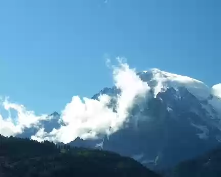 107 Un regard sur le Mont Blanc depuis Courmayeur