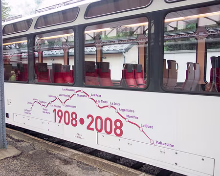 11082017-15h16m36s-DSC04940-XL On profite du train pour aller sur Vallorcine