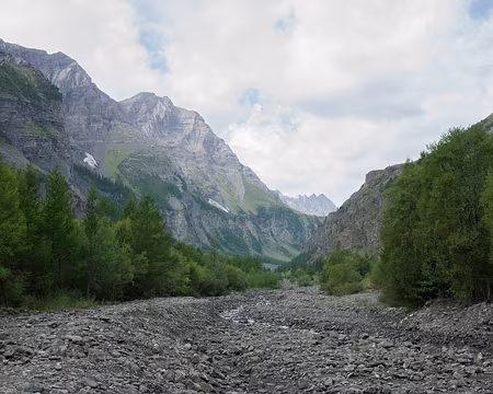 2017_08_26_10-49-46 J1 - Sortis du train de nuit à L'Argentière…