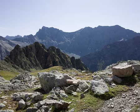 2017_08_27_11-48-09 Réponse : elles se font sécher le dos !