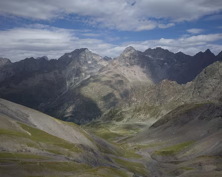 2017_08_27_14-54-20 Vers les Bans (3669m) et le pic Jocelme (3458m) depuis le col de Vallonpierre