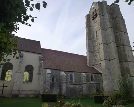 P1050770 Eglise St-Léonard, XIIè-XVè s. , Les Granges-le-Roi