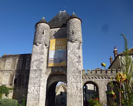 P1050956 Porte de Samois