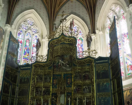 2017_10_21_10-41-11 Rétable de la cathédrale catholique