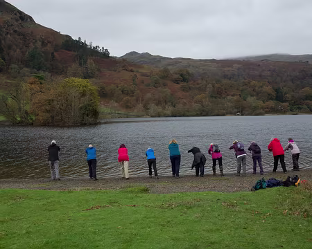 2017_10_28_11-55-53 Cérémonie destinée à apaiser l'esprit du lac ?