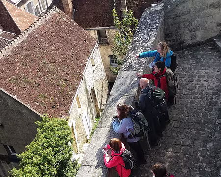 Tonnerre (21) contempler