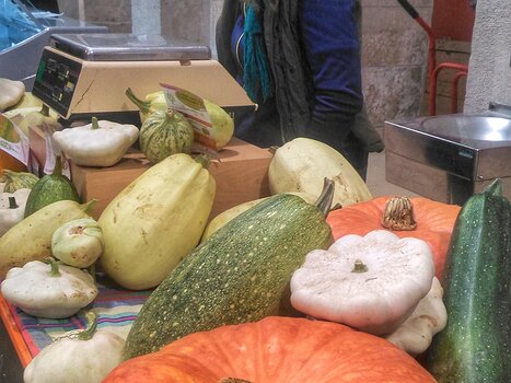 Hélène Hélène B, détail sortie