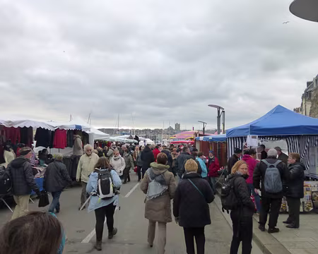 P1060309 Balade dans la foire aux harengs