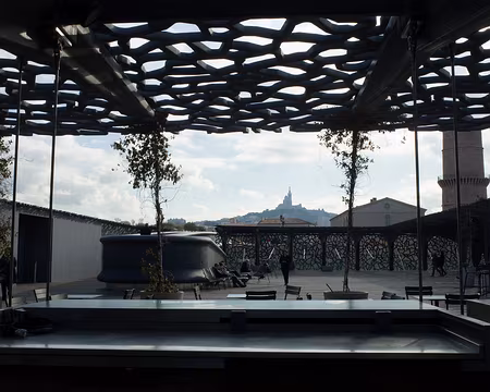 2017_12_06_12-10-08 Toit terrasse du J4, où se trouve le restaurant Le Môle de Gérald Passedat